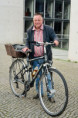 /album/fotogalerie-ska-schoenebeck-kulturarrangements1/tobias-stadtfuhrer-mit-fahrrad-jpg/